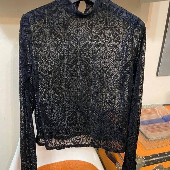 Disturbia Black Sheer Lace Blouse - Picture 4 of 8